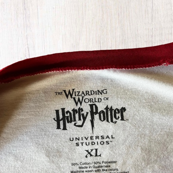 Harry Potter Gryffindor 3/4 Sleeve Shirt Women’s Size XL - Picture 5 of 5